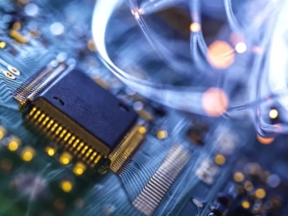 serv2207-0000080-computer-motherboard-cleaning